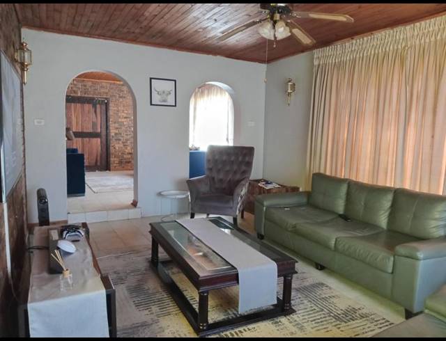 3 BEDROOM HOUSE FOR SALE IN WALDRIFT